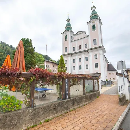 Apartament Modern Near Area In Brixen Im Thale *