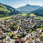 Modern Near Area In Lägenhet Brixen im Thale
