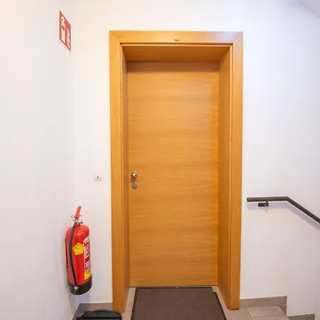 Apartamento Modern Near Area In Brixen im Thale